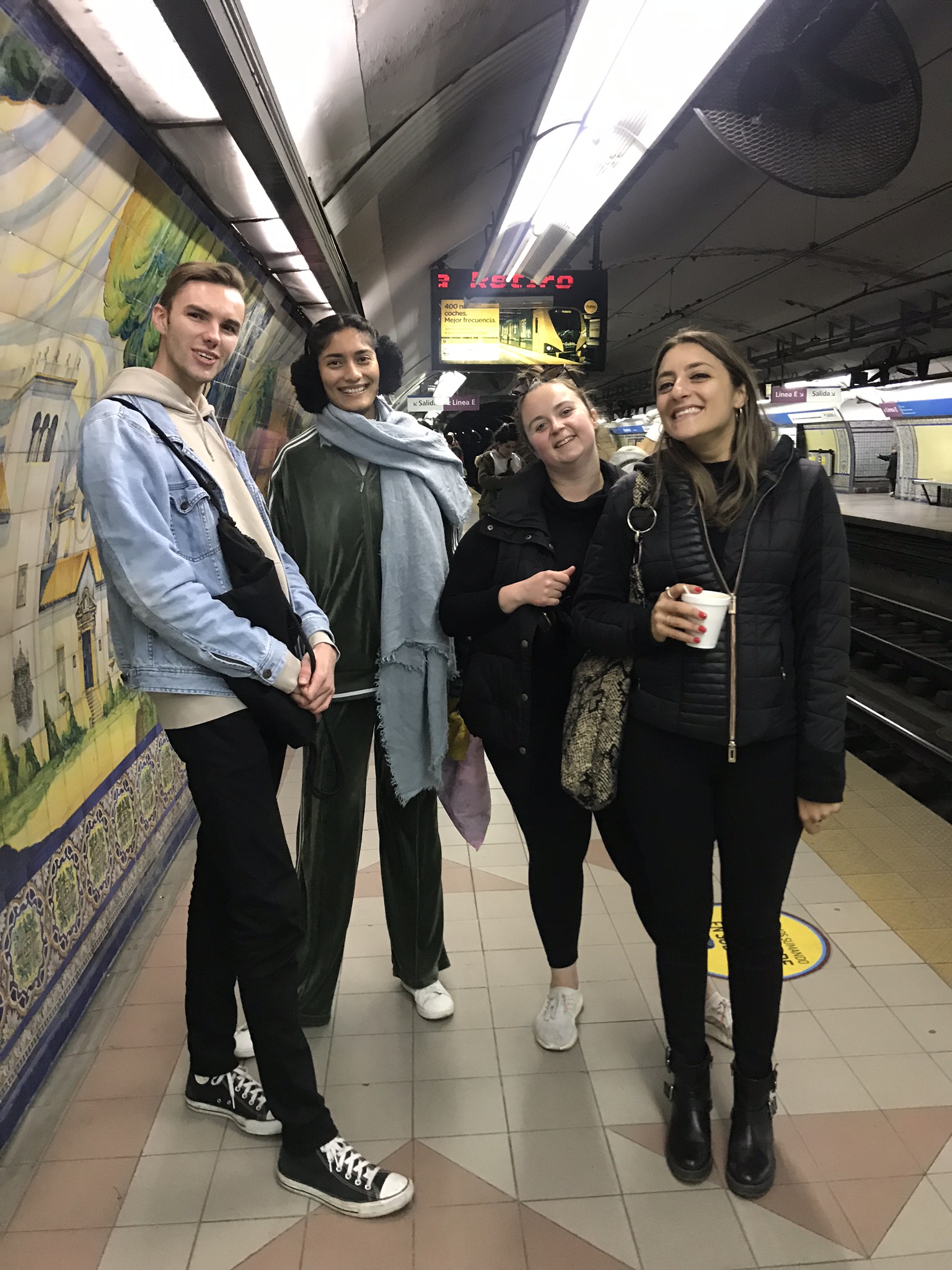 GPH Students in Buenos Aires Subway